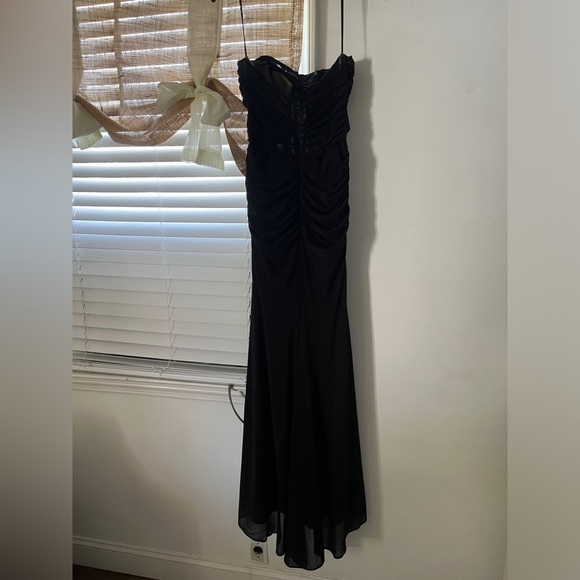 PROM DRESS!!!💕💕 - Picture 2 of 7